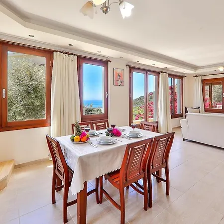 Villa Sari - Luxury With Private Pool & Jacuzzi