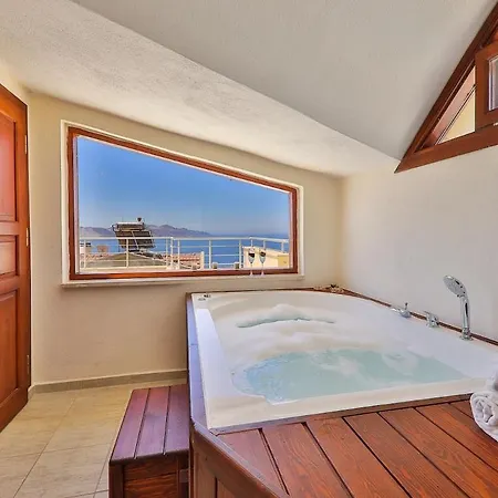 Sari - Luxury With Private Pool & Jacuzzi Villa