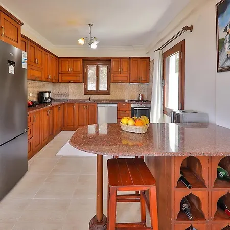 Sari - Luxury With Private Pool & Jacuzzi Villa *